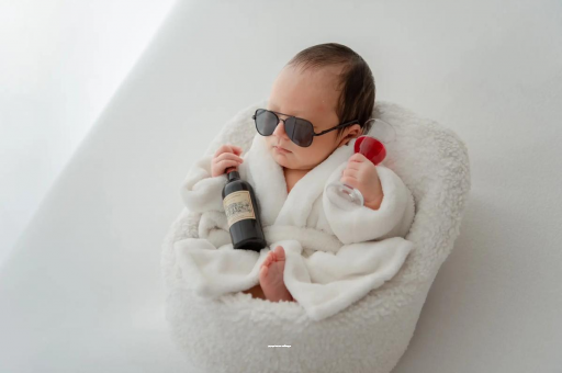 朝阳孕妇肚脐眼突出来